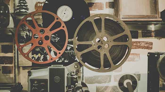 Right Corporate Entertainer for Corporate Event