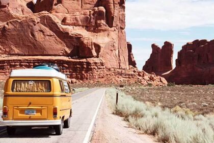 Travel hacks to save money